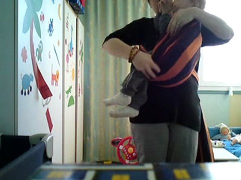 hamac - berceau dans écharpe de portage