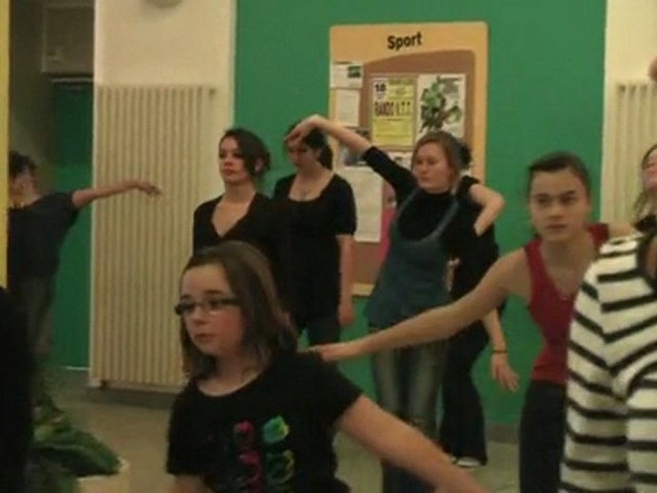 stage danse creation 7 mars à thouare sur loire