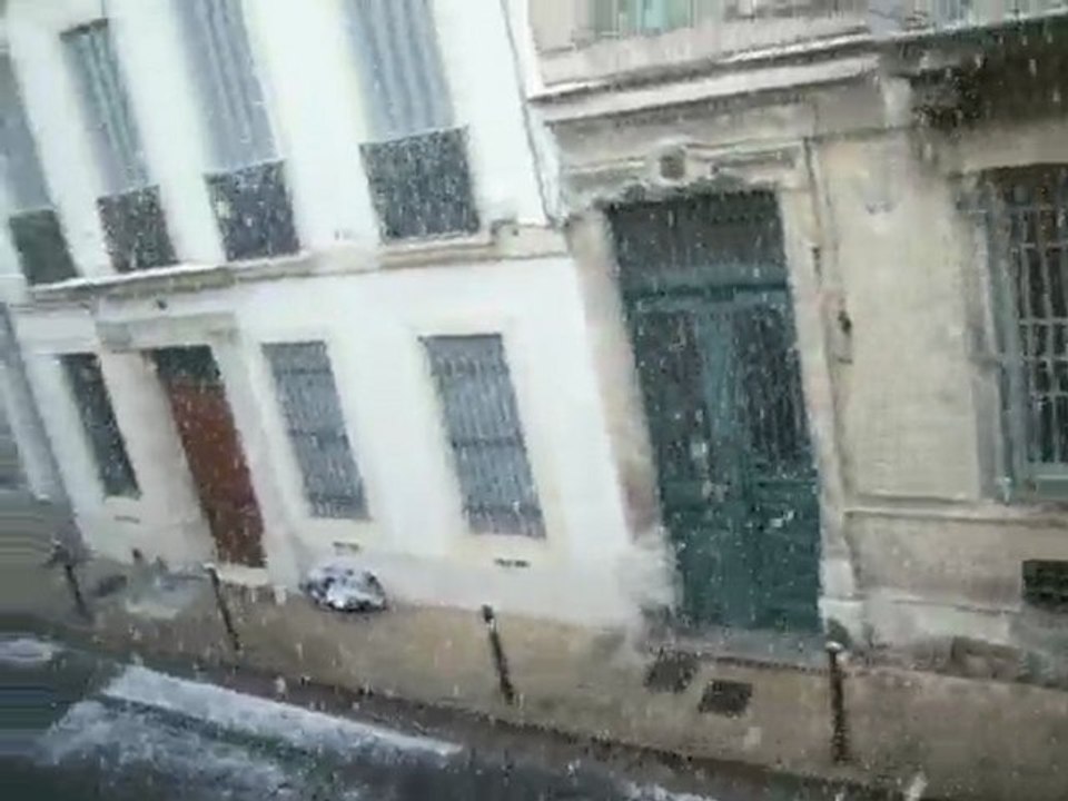 Neige le 8 mars 2010 à Nîmes