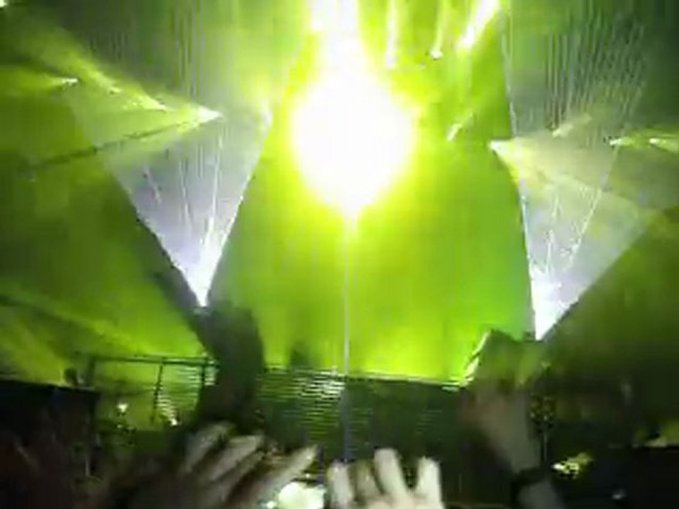 TIESTO // KALEIDOSCOPE TOUR 2010 // out of the blue