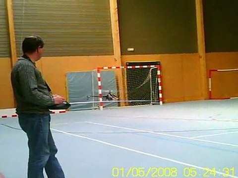 20100307 Trex 500 Christophe