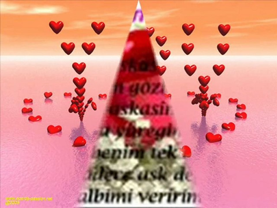 SEVİYORUM SENİ