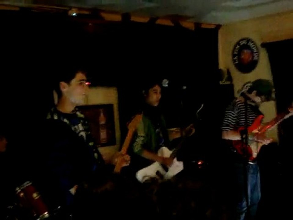 J'ai froid dans le dos. Tls & Oggy's. Triolet. 06.03.2010