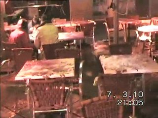 place de la comedie sous la neige