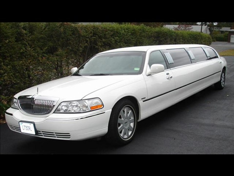 Port Canaveral Shuttle By (www.bookorlandolimousine.com)