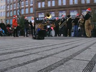 24"8 Fanfare sur Marché de Noël