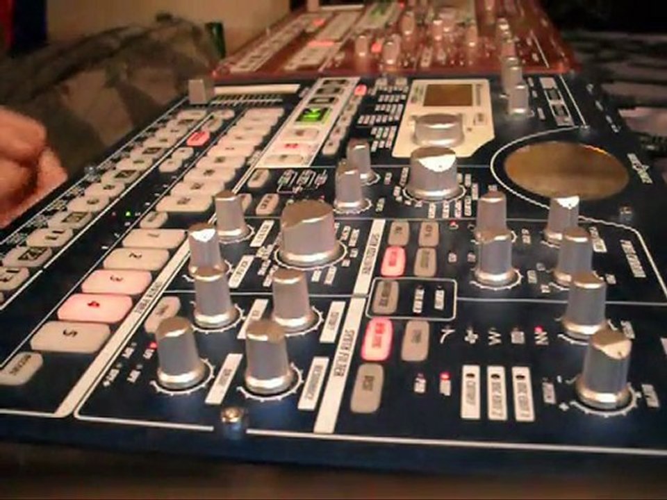 live korg hardtek by mikacore. je me casse