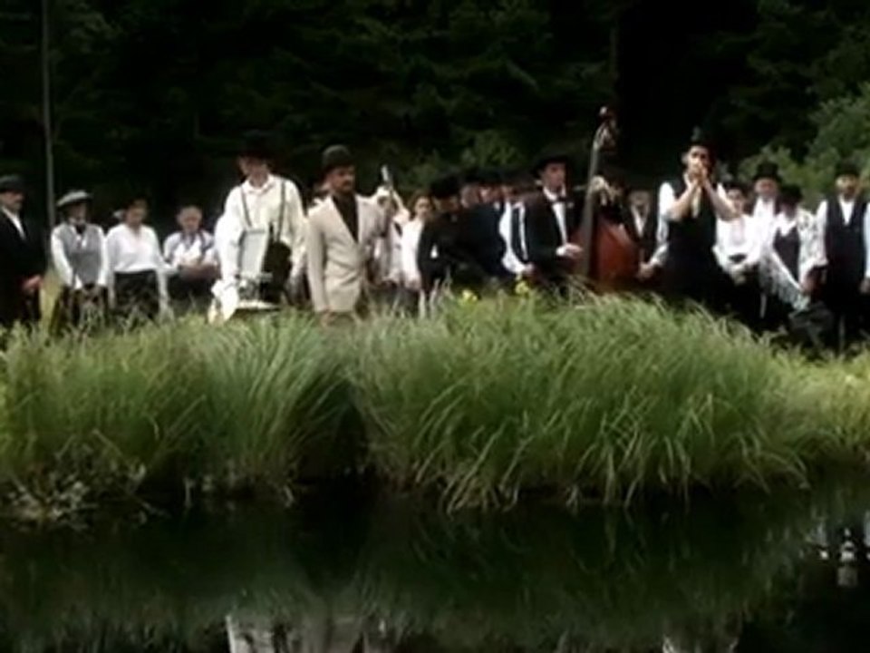 The Washing Machine Cie - clip  "Waderman"