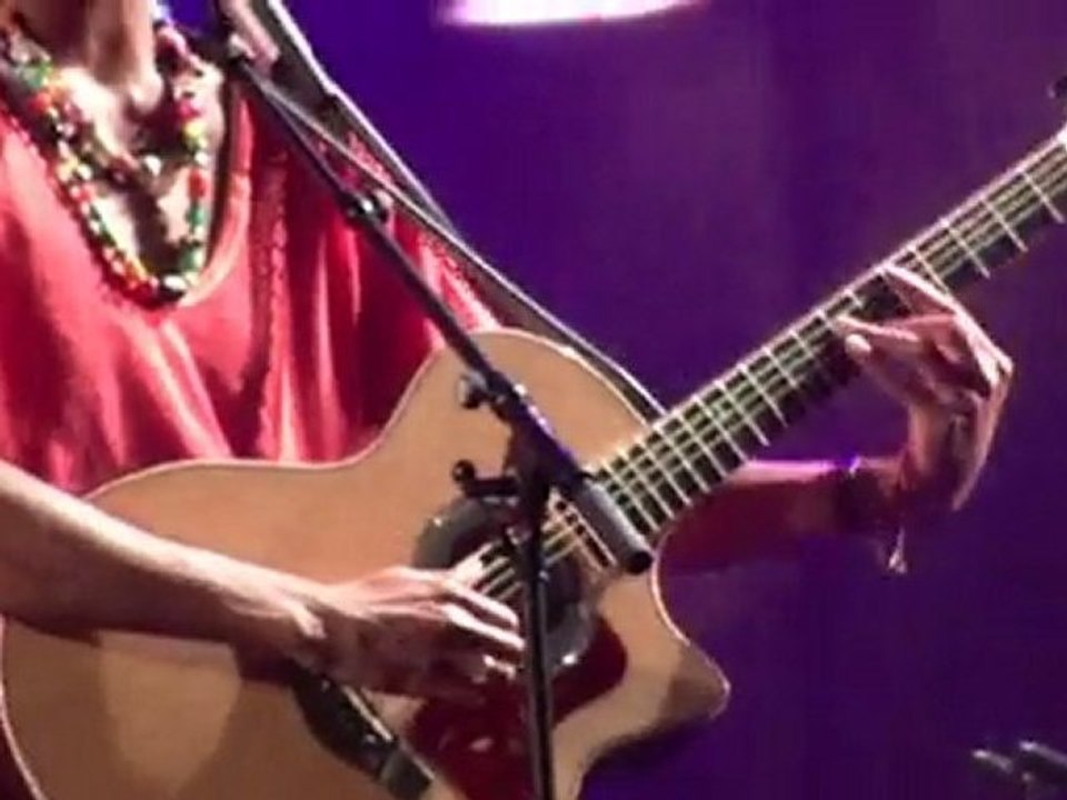 Ayo Pause Guitare 10 juillet 2009