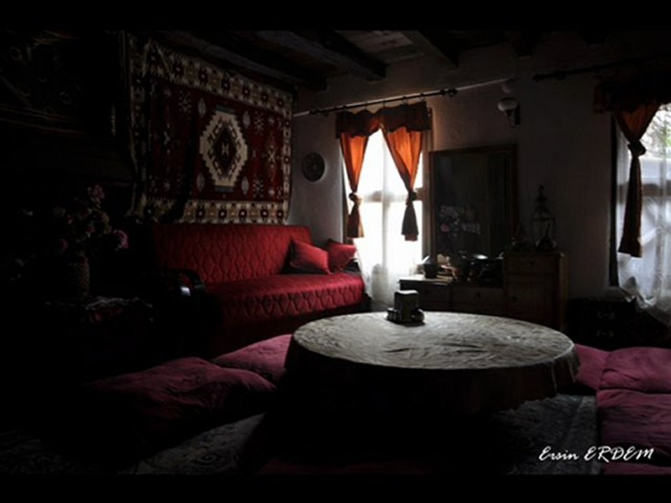 gozlerine yazilmamis bir destan