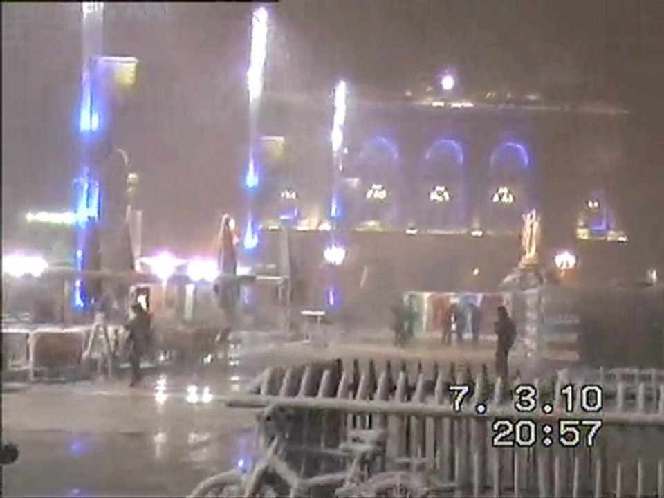 place de la comédie sous la neige 2