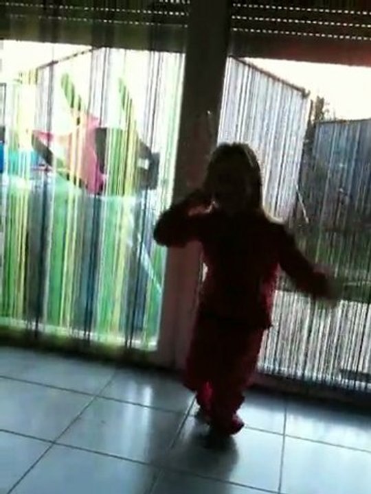 emma eliott sur comprends moi de germain