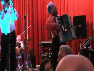 Alberto GARZIA "Medley-Aznavour-Sinatra"St-Memmie 31/12/2009