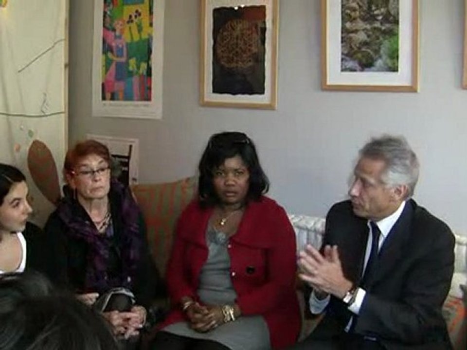 Déplacement de Dominique de Villepin à Maurepas (78)