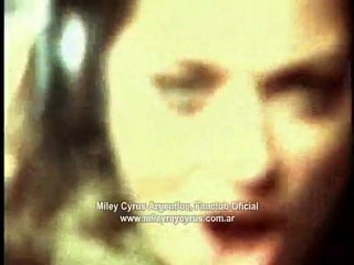 Oscars 2010 - Presenting Best Song with Amanda Seyfried