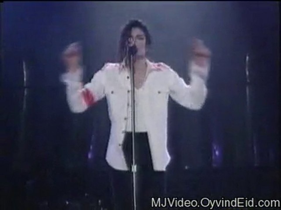 Man In The Mirror - Michael Jackson (Live)