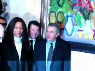 Nice : Robert DE NIRO déchaîne les journalistes