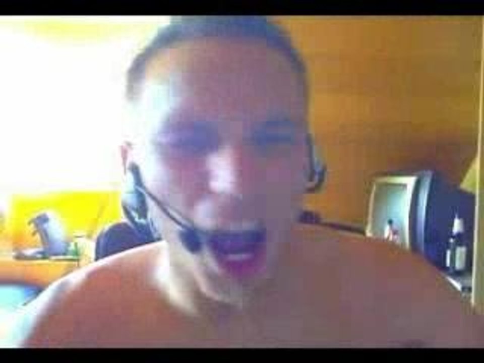 Ey ey ey! Schlägerei da unten!