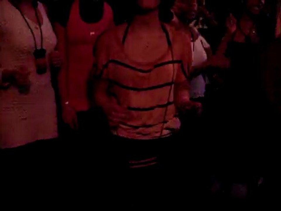 Groupe MESSAGE live à PARIS NOISY LE SEC 2006