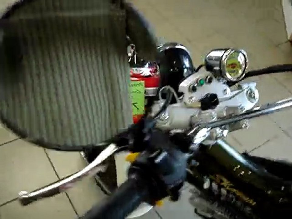 SKYTEAM T REX 125 CC REPLIQUE SUZUKI VAN VAN