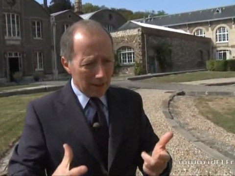 La manufacture de Sèvres et l'histoire de la porcelaine