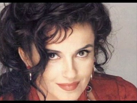 Ayşegül Aldinç- Sorma - (Musıki Dergahı)