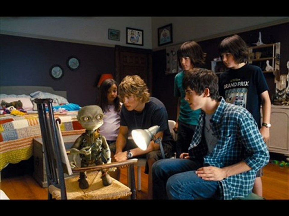 Aliens in the Attic (2009) Part 1 of 12 [HD] [NEW] MOVIE