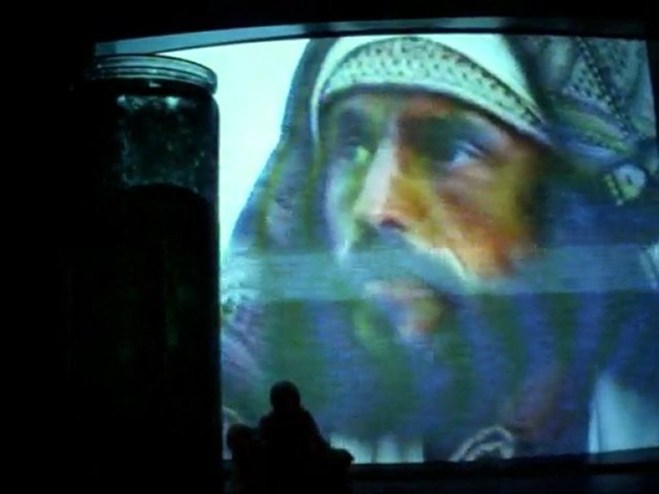 AIMONS NOUS LES UNS LES AUTRES COMME JESUS NOUS A AIME