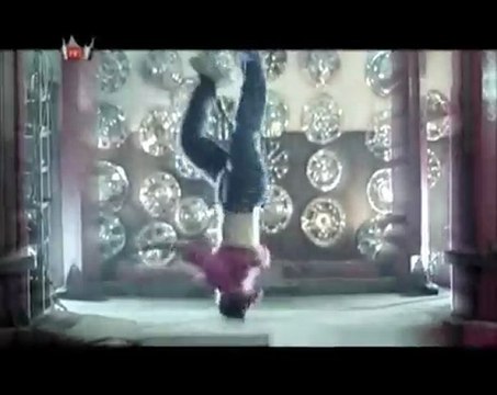 Sibel Mirkelam - Otomobil 2010 YENI KLIP WwW.SeSLiMaHaL.CoM