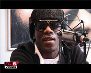 IYAZ EN INTERVIEW CHEZ RADIO FG