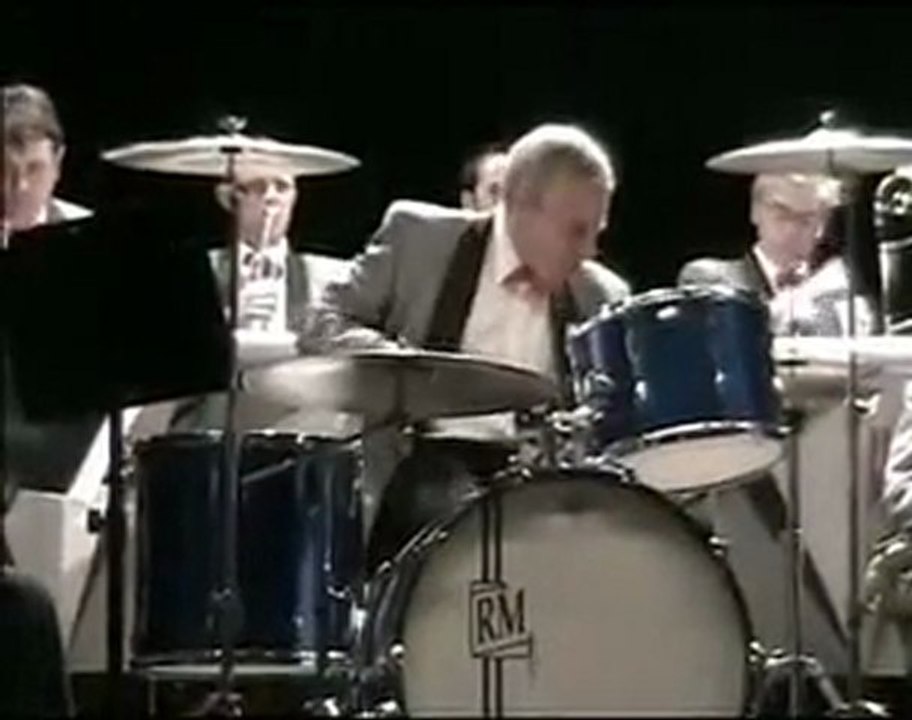 Robert Ménière drums solo Magic Flea big Band