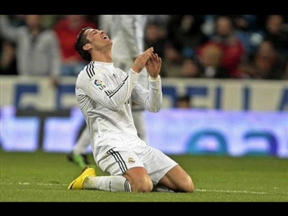 Real Madrid vs Lyon Highlights 10th March 2010