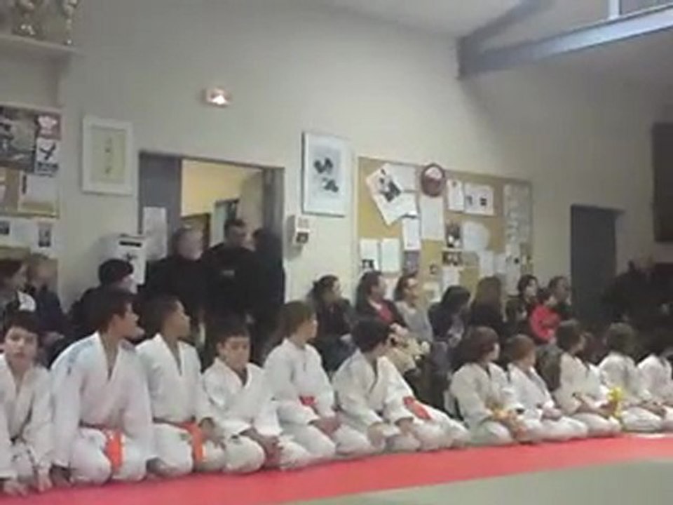 2010_ Remise de la ceinture noire à Antoine ROUX