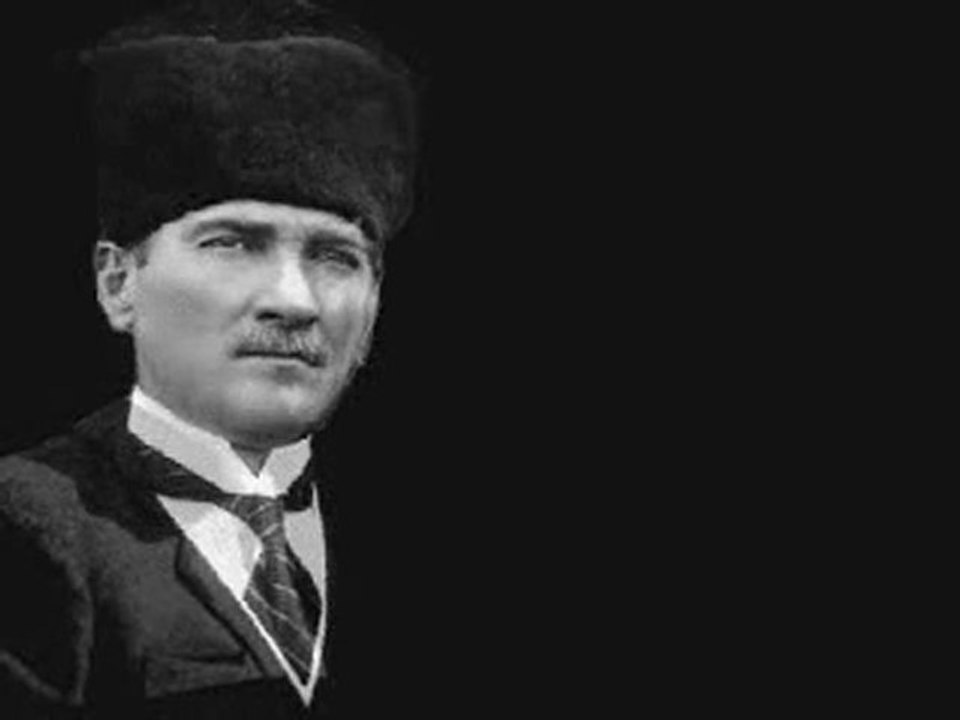 Mustafa Kemal Atatürk Öğretmen Marşı www.karapapak.com