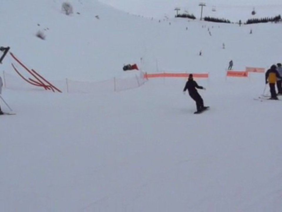 La surfeuse aux gants blancs