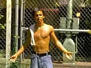 Educando a Victor Vargas: Trailer