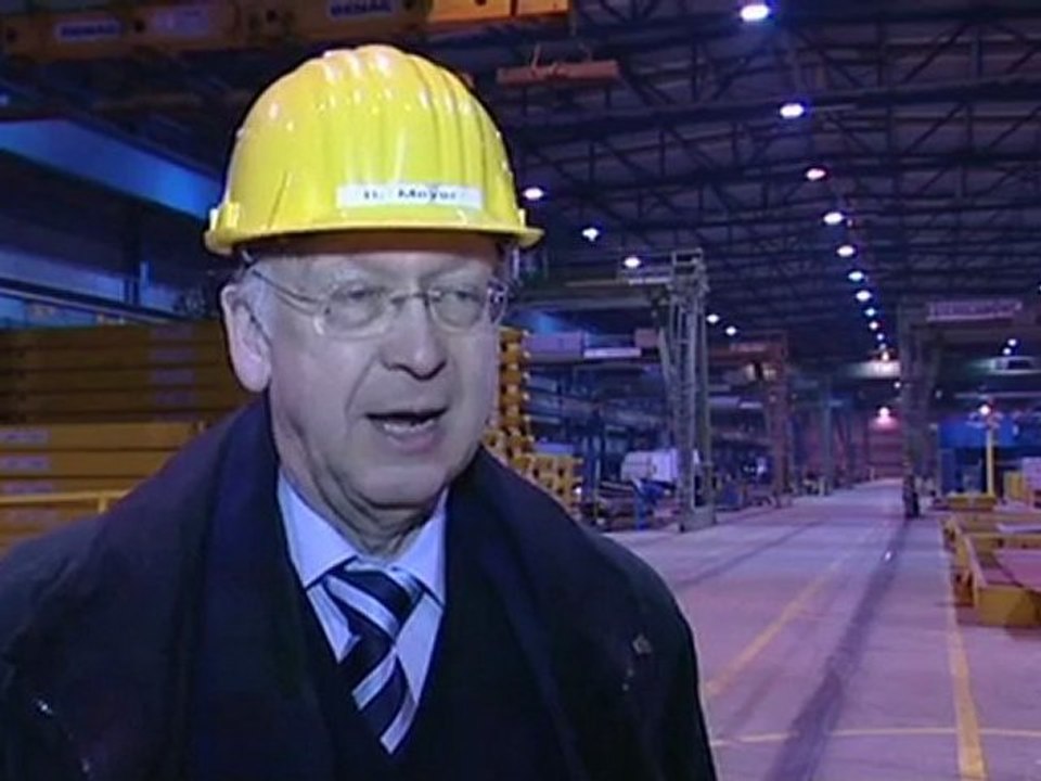 Southampton-bound ship braces itself for the big squeeze