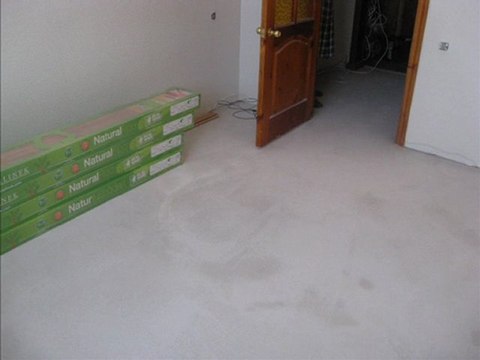 Укладка паркетной доски.