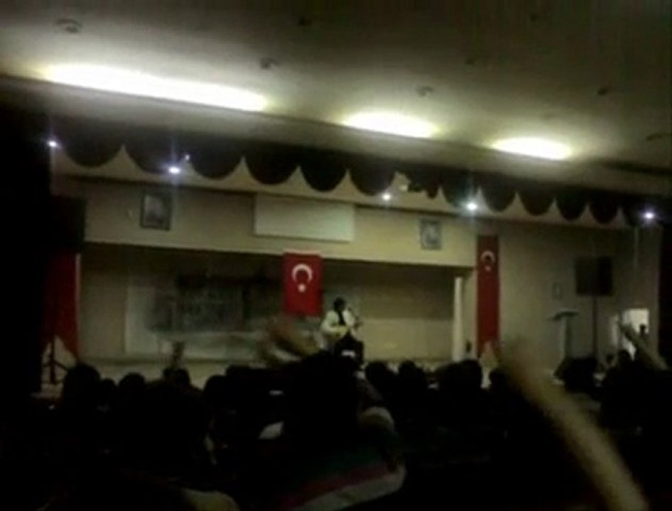 AFYON ÜLKÜ OCAKLARI OZAN ERHAN ÇERKEZOĞLU KONSERİ