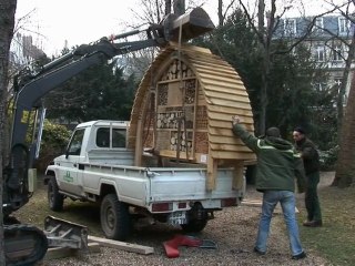 Un hôtel à abeilles à l'hôtel de Roquelaure