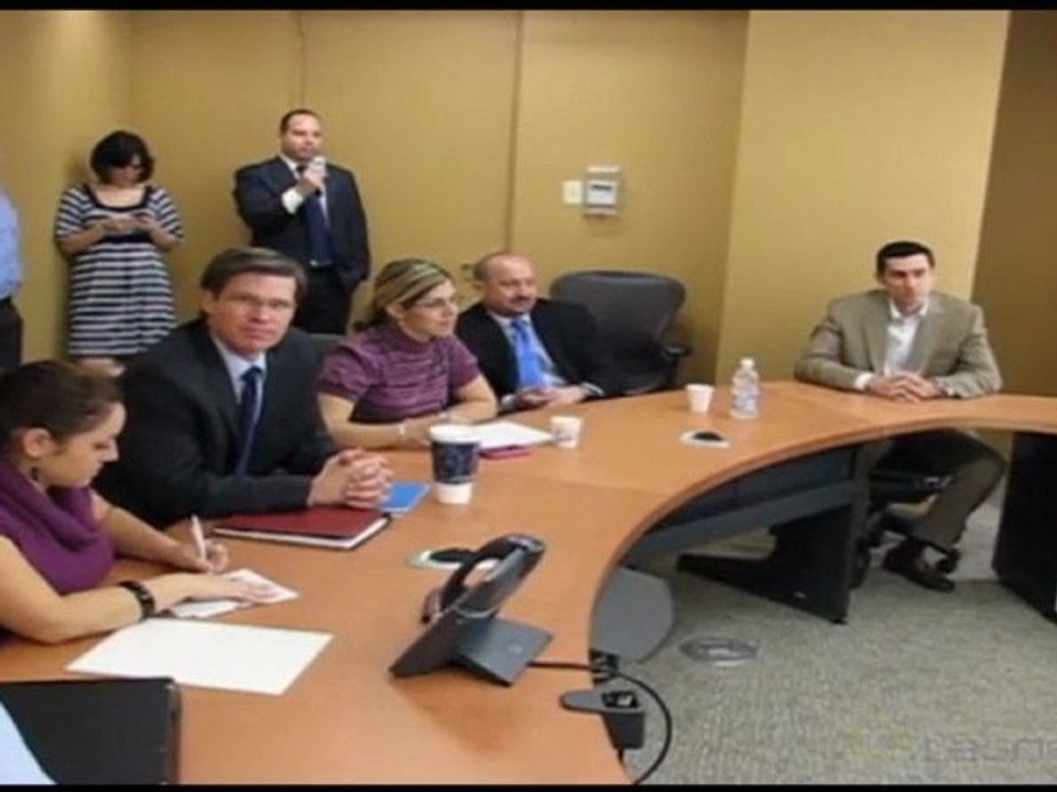 Como sacada de "Star Trek" sala de telepresencia de Cisco