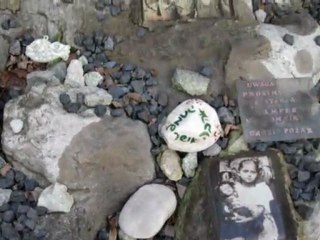 Mémorial de Jack Eisner au cimetière juif de Varsovie