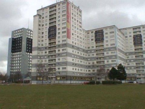 AGORA L'EMISSION 90 : POINT ANRU : LES FUTURS AMENAGEMENTS DE LA PLACE DU QUARTIER