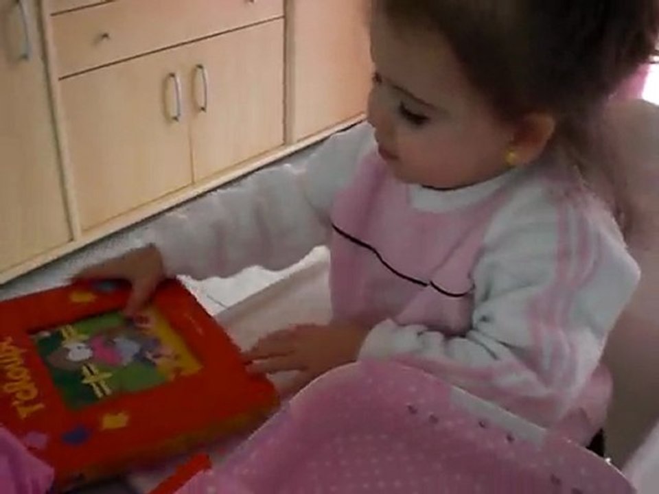 Zoé remercie...Zoé, lol !