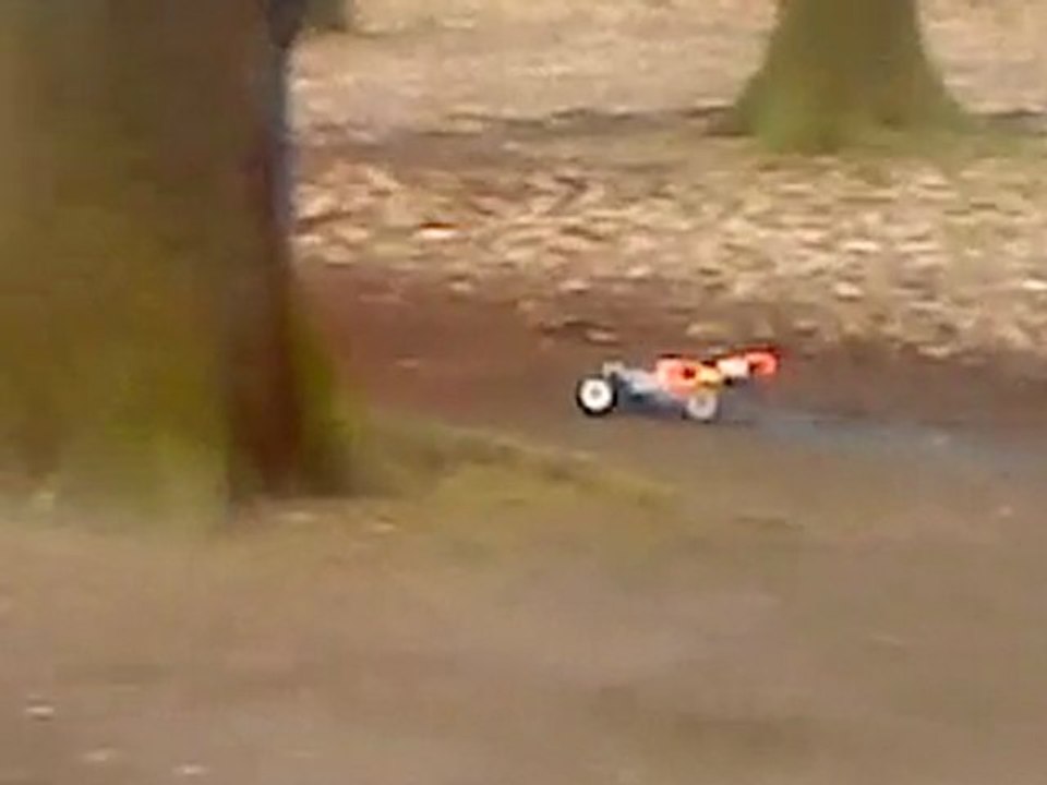 Kyosho inferno MP 7.5 2010