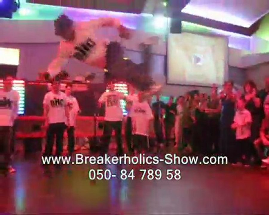 רקדני ברייקדאנס לאירועים הופעות לבר מצווה