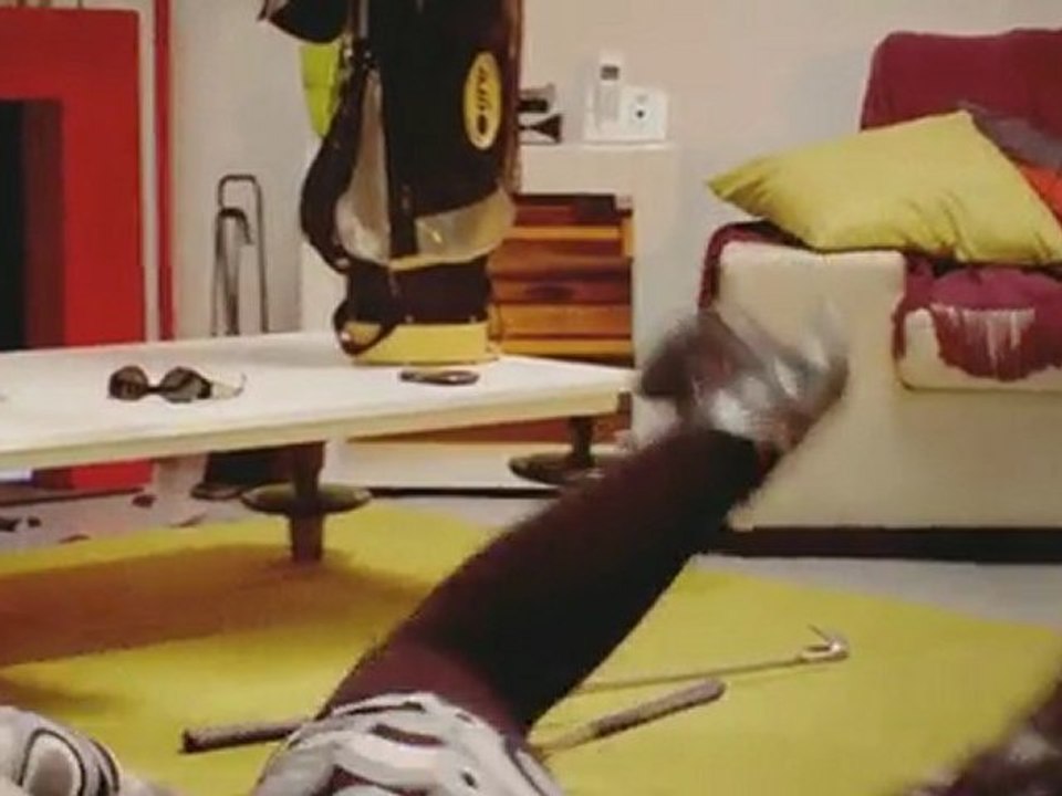 série TV "EXTRA LIFE" avec  Elisabeth BUFFET