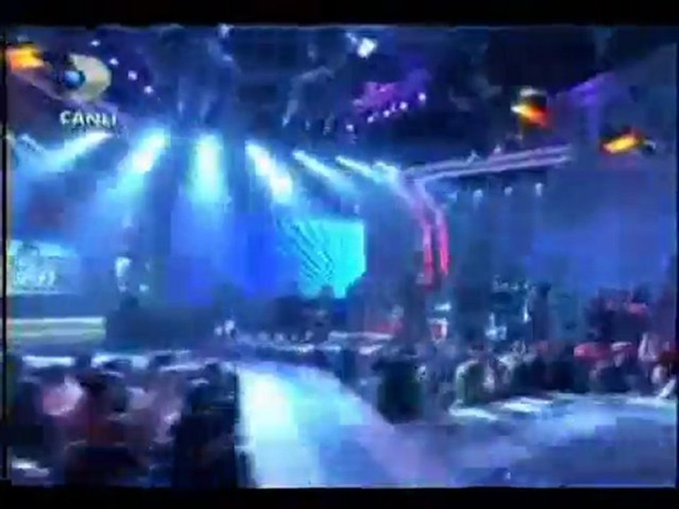 Ayşe Özyılmazel Beyaz Show Süprizi