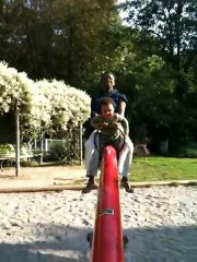 Le p'tit dernier et sa maman !! Elle est pas belle la vie !!