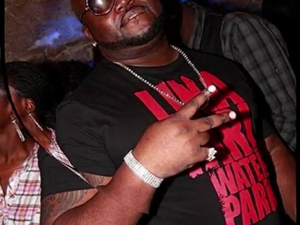 JOE L' INDIEN FEAT J. CURTIS HOLD U2 GABONAIS HIP HOP